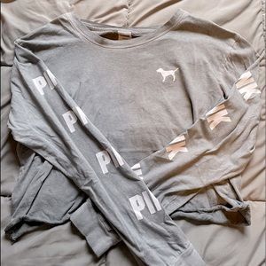 This is a Pink brand gray cropped top! Still in great condition!